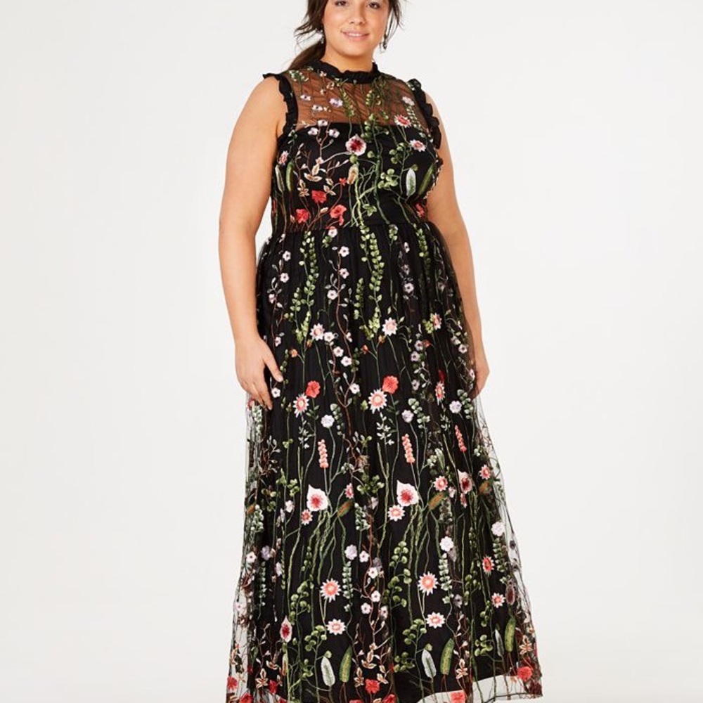 City Studio Embroidered Prom Dress